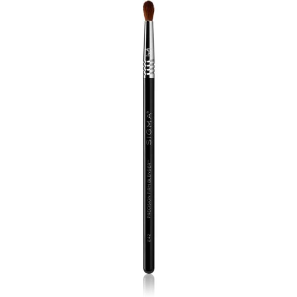 Sigma Beauty Sigma Beauty Eyes E42 Precision Firm Blender™ Brush четка за точно нанасяне на сенки за очи 1 бр.