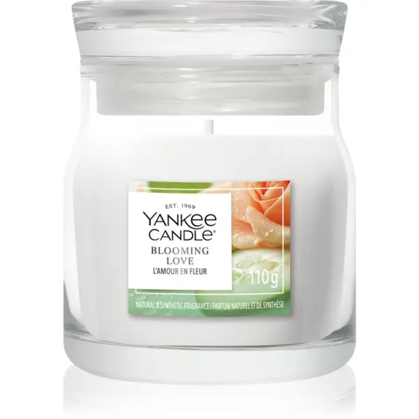 Yankee Candle Yankee Candle Blooming Love ароматна свещ Signature 110 гр.
