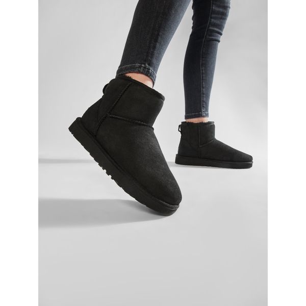Ugg Апрески Ugg W Classic Mini II 1016222 Черен