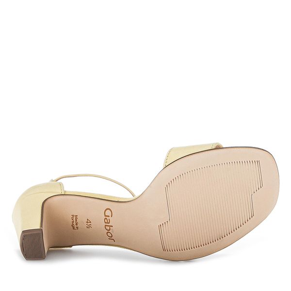 Gabor Сандали Gabor 21.790.11 Жълт