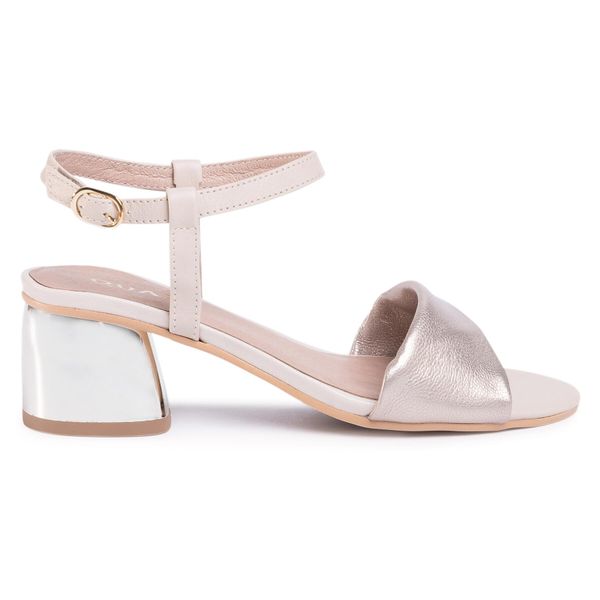 QUAZI Сандали QUAZI QZ-69-04-000699 Бежов