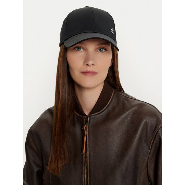 Calvin Klein Шапка с козирка Calvin Klein K60K613102 Черен