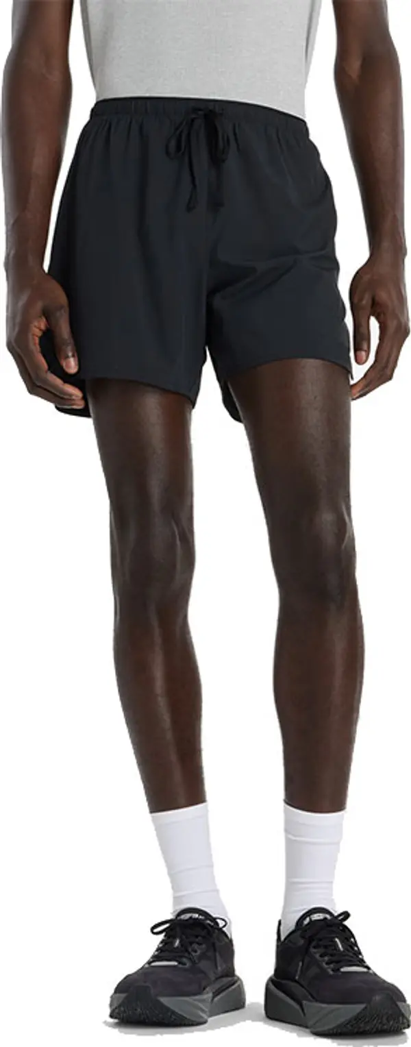 New Balance New Balance Run Essentials Short 5" MB6180TABK Мъже - Шорти New Balance - Черен - MB6180TABK-S - Size: S