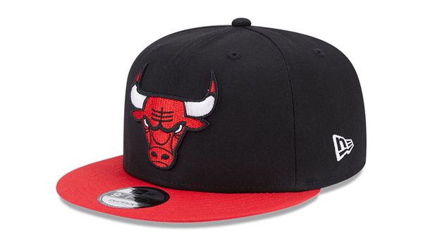 New Era New Era Chicago Bulls Team Side Patch Black 9FIFTY Snapback Cap