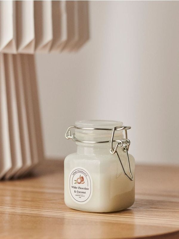 Sinsay Sinsay - Ароматизирана свещ white chocolate&coconut - бял