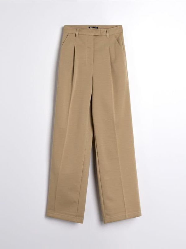 Sinsay Sinsay - Елегантен панталон с ръб - жито