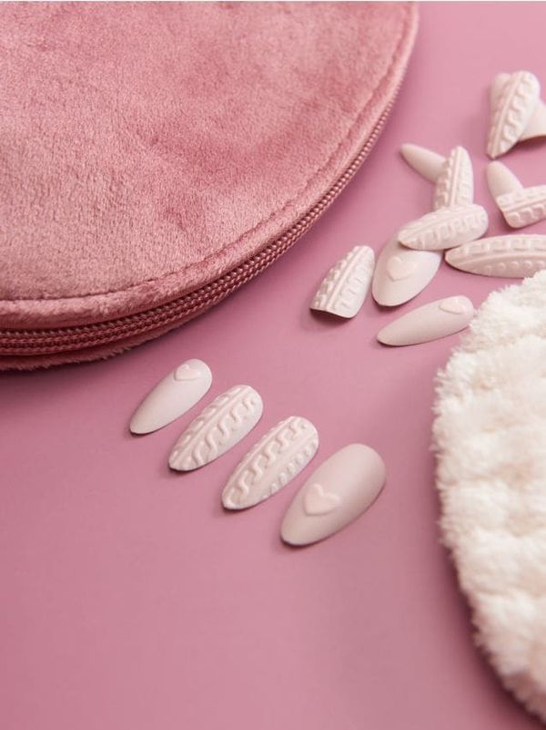 Sinsay Sinsay - Изкуствени нокти - кремав