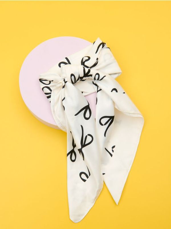 Sinsay Sinsay - Кърпа - кремав