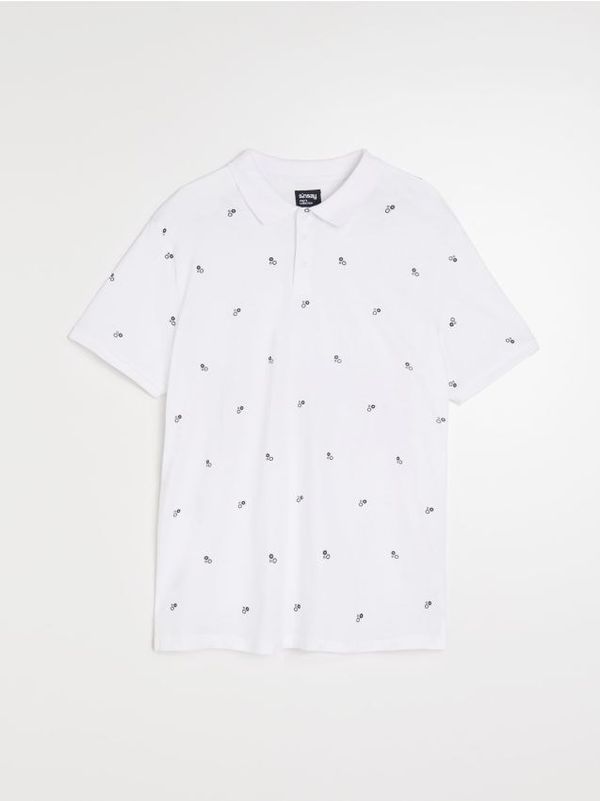 Sinsay Sinsay - Поло тениска с цялостен принт - бял