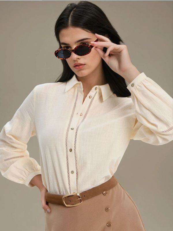 Sinsay Sinsay - Риза с ажурна вложка - кремав