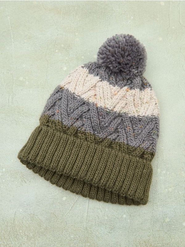 Sinsay Sinsay - Шапка beanie с помпон Beetlejuice - каки