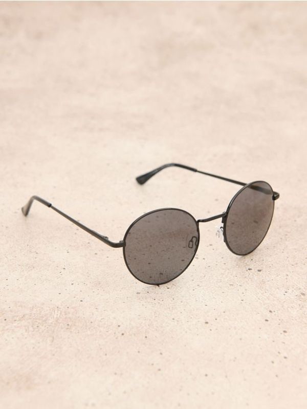 Sinsay Sinsay - Слънчеви очила с форма на сърце - черeн