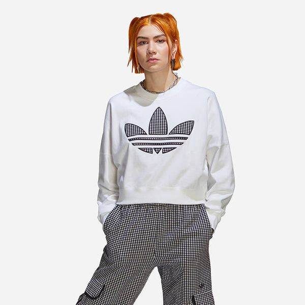 adidas Originals adidas Originals Loose Sweatshirt With Trefoil Application HB9443