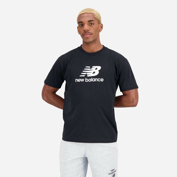 New Balance Мъжка тениска New Balance Essentials Stacked Logo MT31541BK