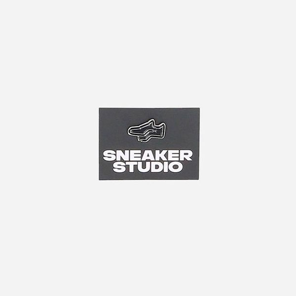 SneakerStudio Przypinka SneakerStudio Bucik PINSS