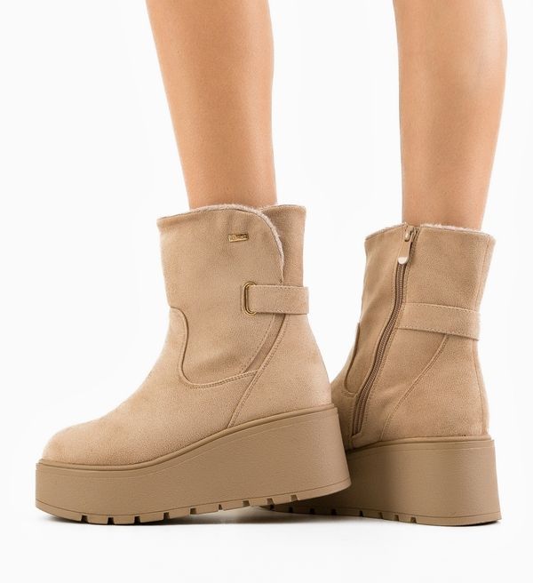 Botinelli Боти Adelyny Бежов