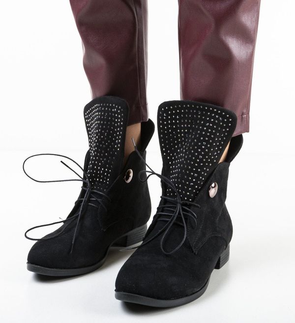 Ali Боти Akhtar Черни