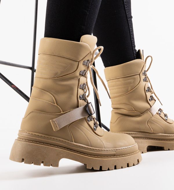 Zoha Боти Algala Каки