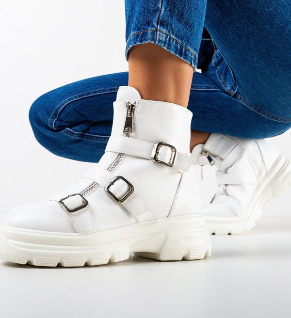 Mei Боти Amanah Бели