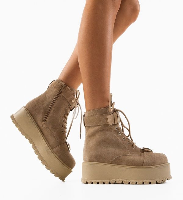 Wow Shoes Боти Anton Бежов