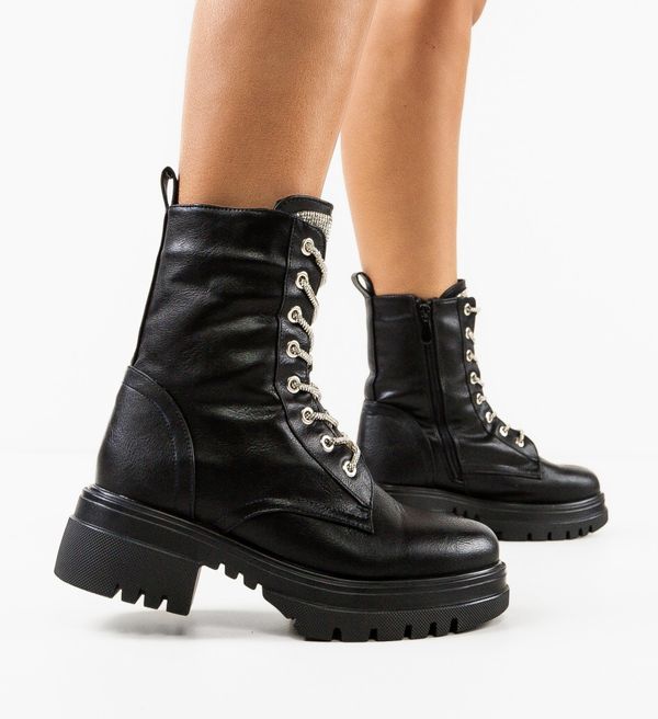 Hebe Боти Brook Черни