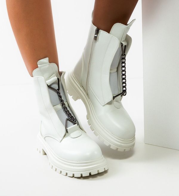 Mei Боти Bubu Бежов