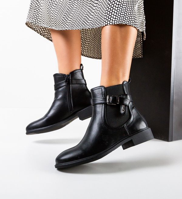 Botinelli Боти Byrata Черни