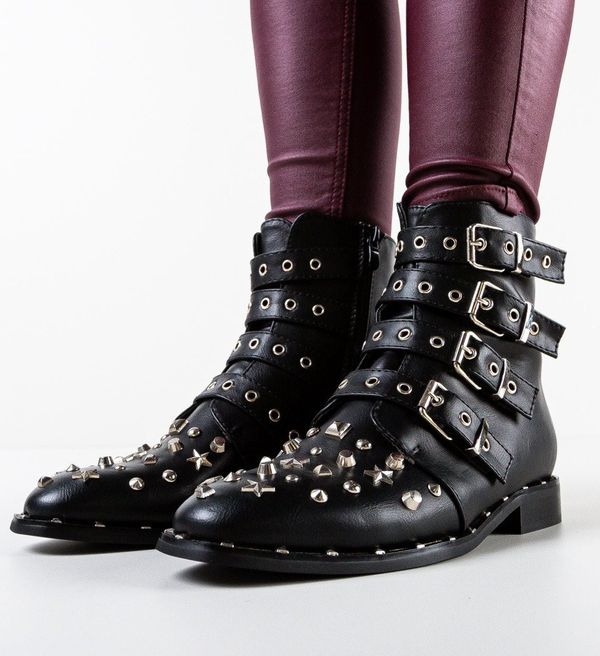 Ali Боти Caelan Черни