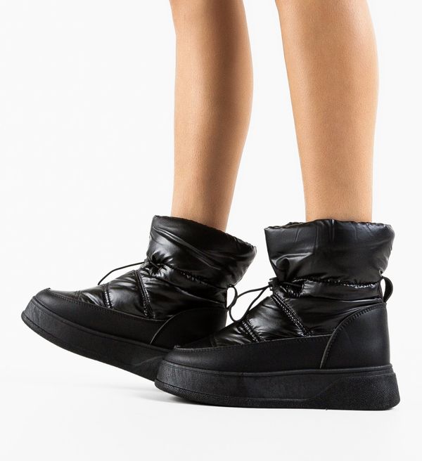 Ali Боти Cantre Черни