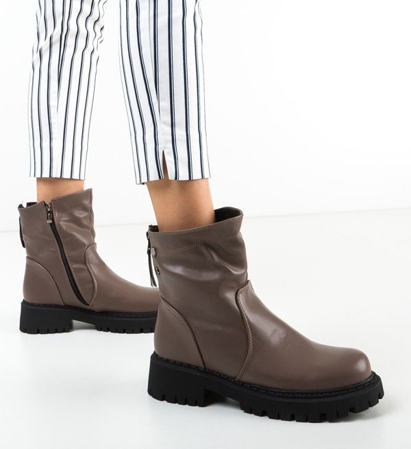 Zoha Боти Caroba Каки