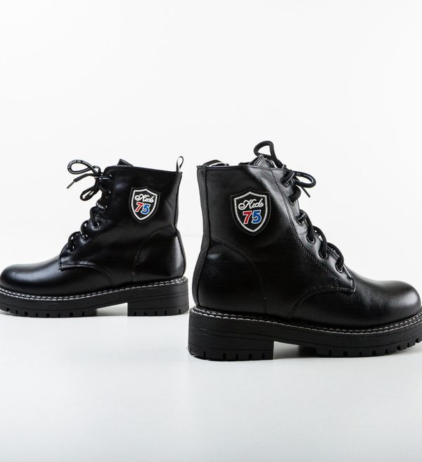 Zoha Боти Chanel Черни