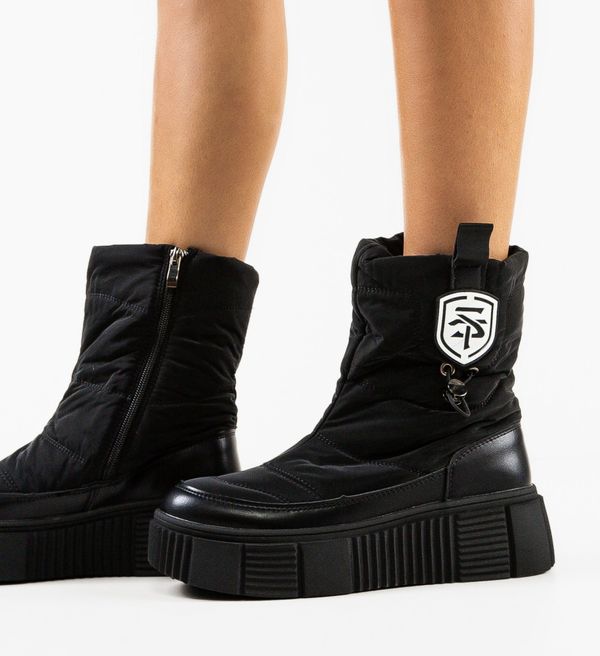 Zoha Боти Chrissie Черни