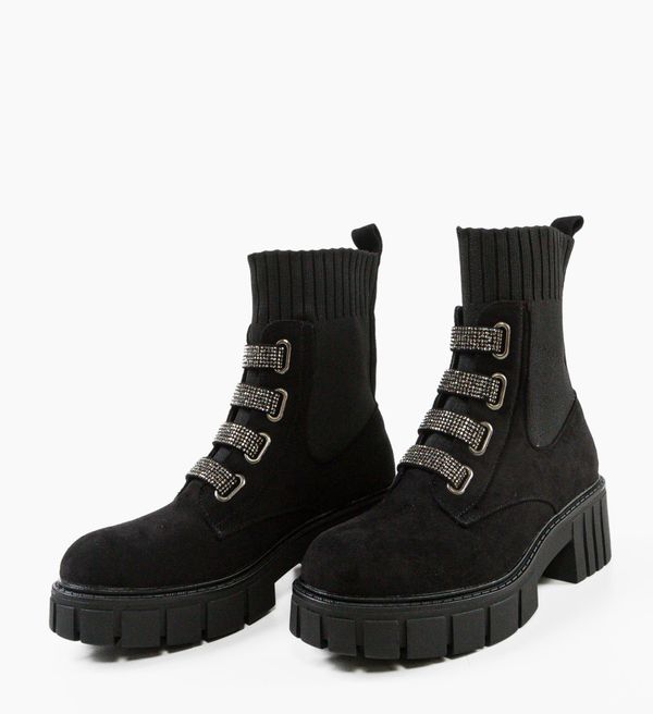 Ali Боти Conno Черни