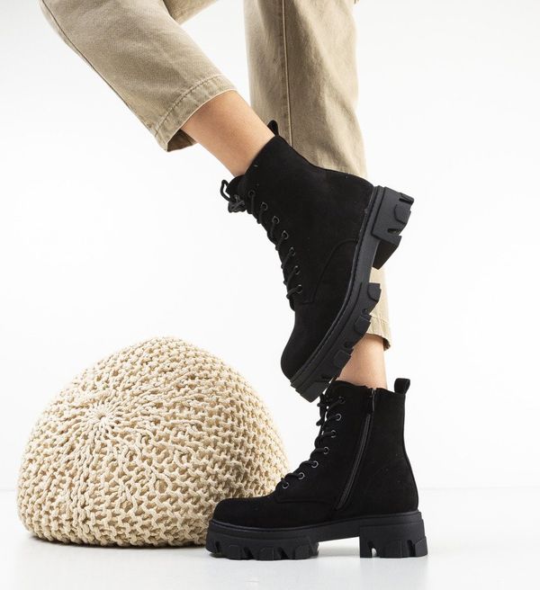 Botinelli Боти Daer Черни