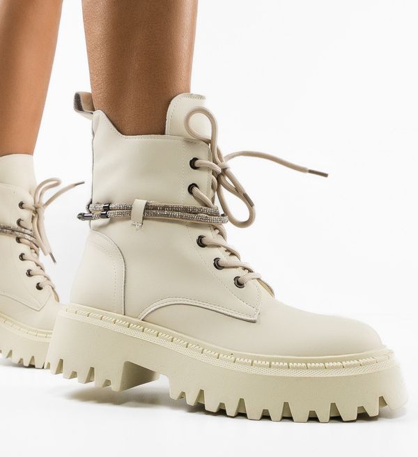 Zoha Боти Denvia Бежов