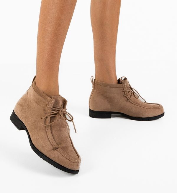 Botinelli Боти Dinton Бежов