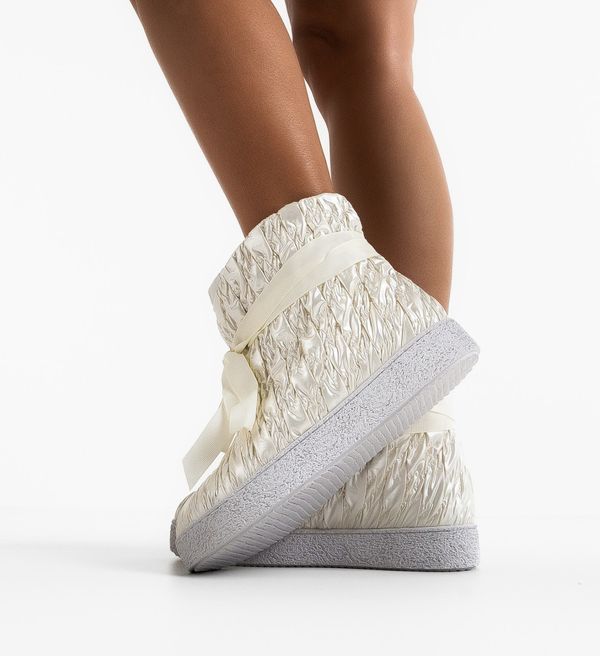 Mei Боти Gherany Бежов