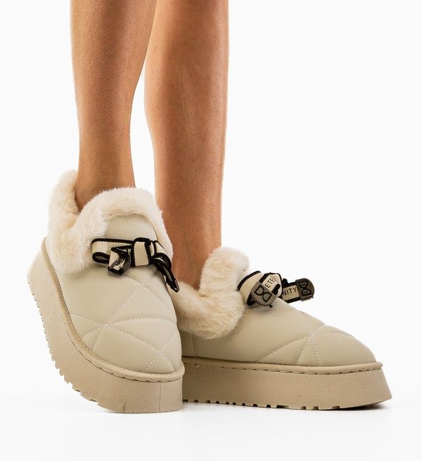 Zoha Боти Gherlo Бежов