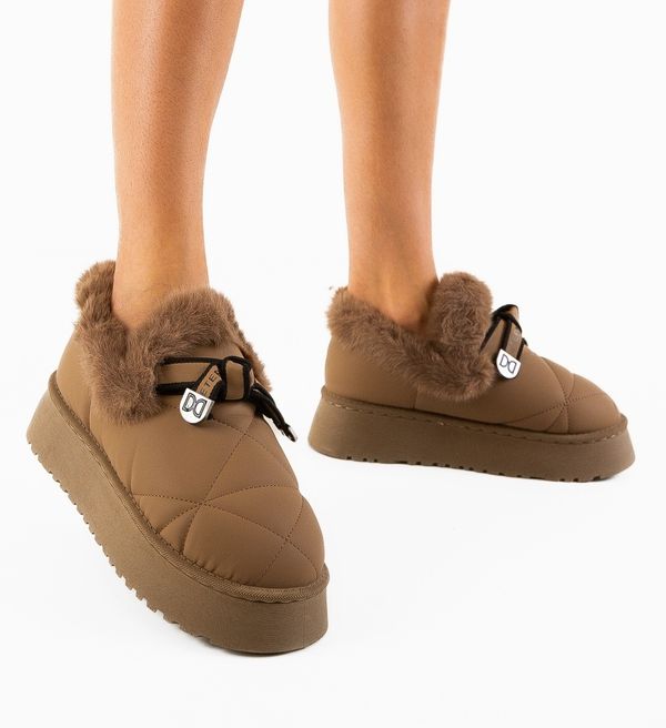 Zoha Боти Gherlo Каки