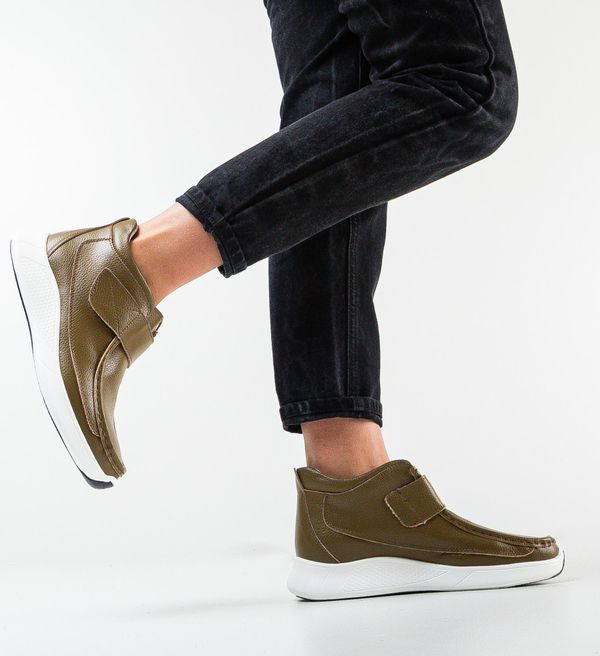 Angel Blue Боти Gideon Каки