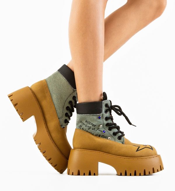 Mei Боти Hace Камел