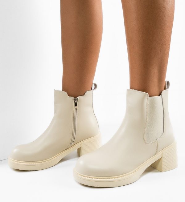 Zoha Боти Harold Бежов