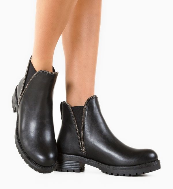 Ali Боти Hawki Черни