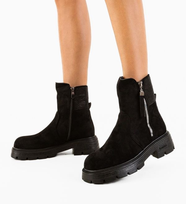 Mei Боти Hella Черни