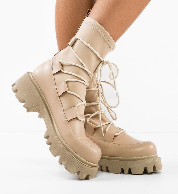 Wow Shoes Боти Henena Бежов