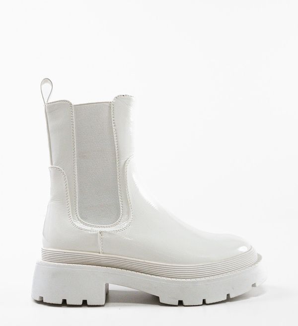 Ali Боти Herrera Бели