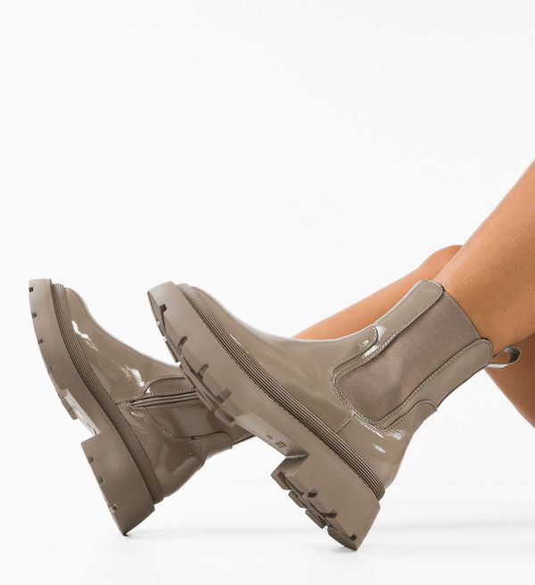 Ali Боти Herrera Бежов