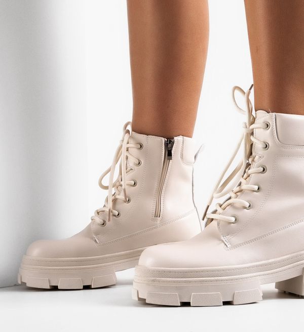 Zoha Боти Ixchel Бежов