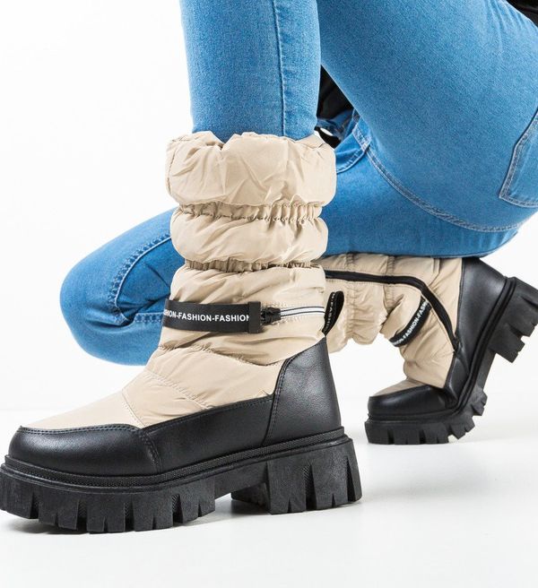 Angel Blue Боти James Каки