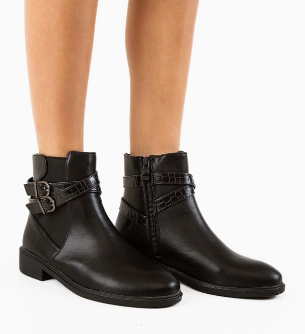 Ali Боти Jenkins Черни